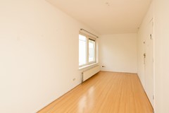 Aardbisschop Romerostraat 332  Utrecht 052.jpg